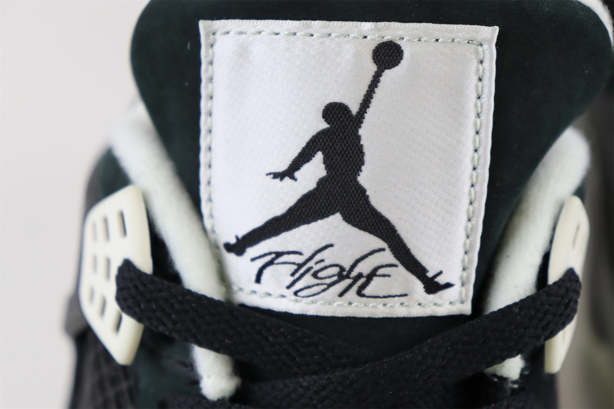 Jordan 4 Retro Fear Pack