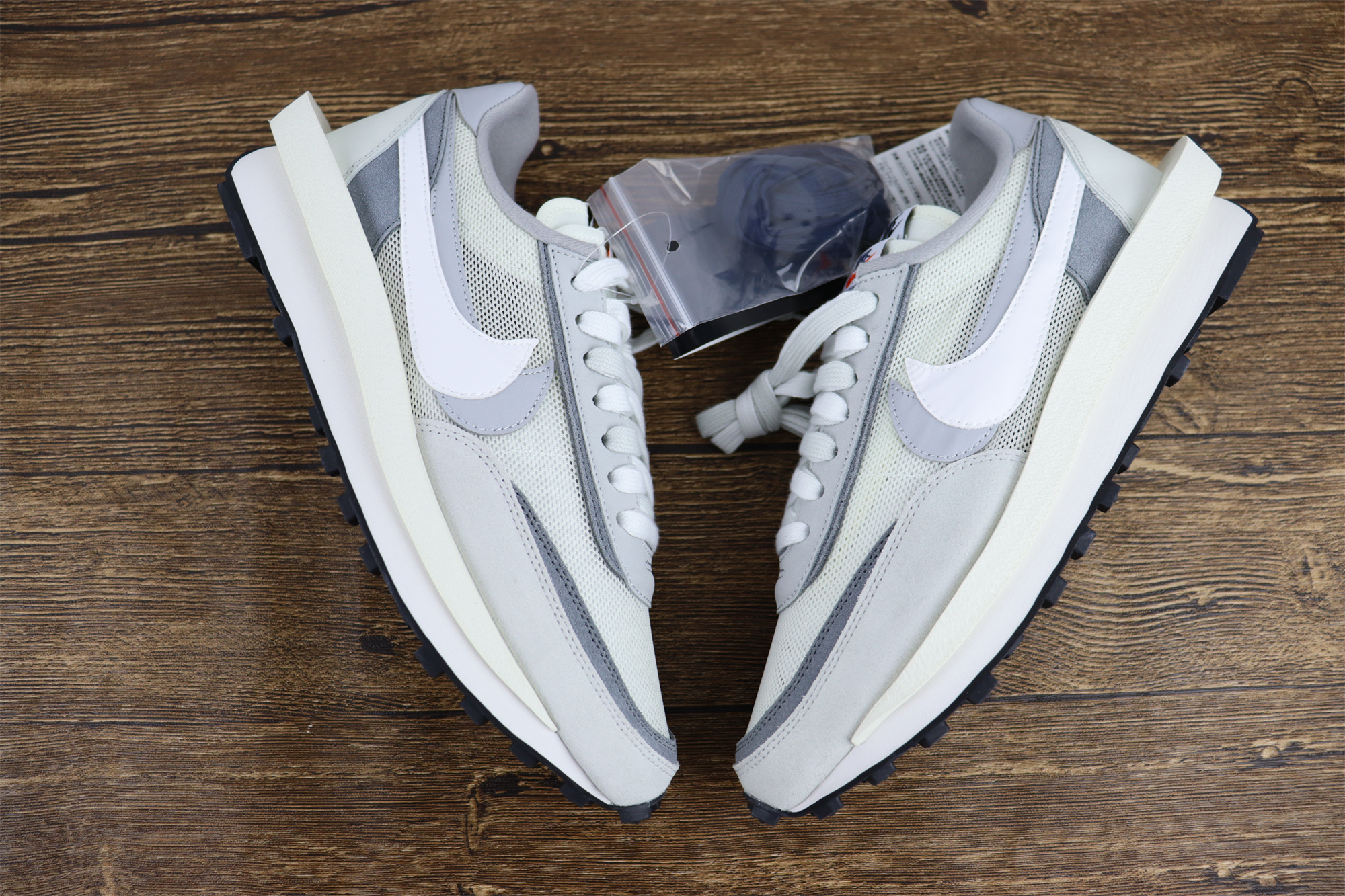 Nike LD Waffle sacai Summit White