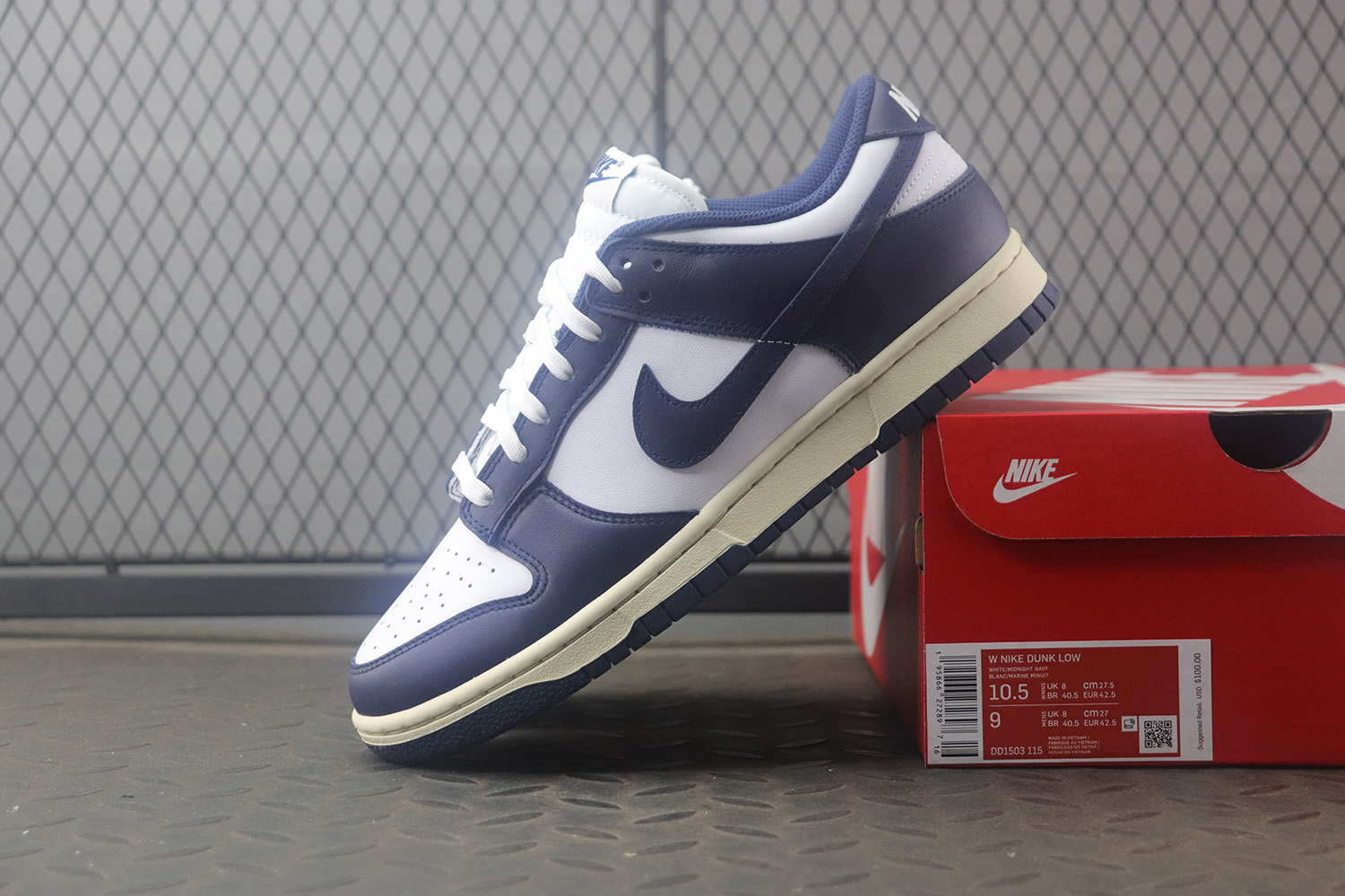 M Batch Nike Dunk Low Vintage Navy