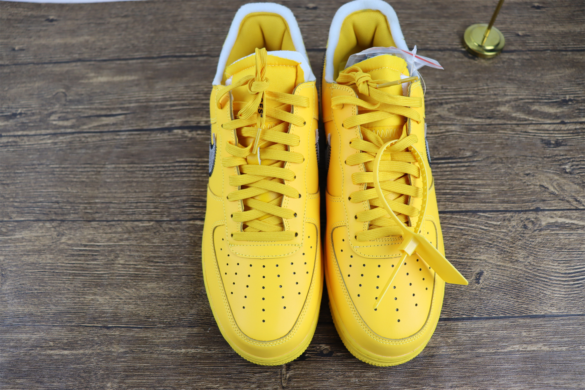 Nike Air Force 1 Low Off-White ICA University Gold